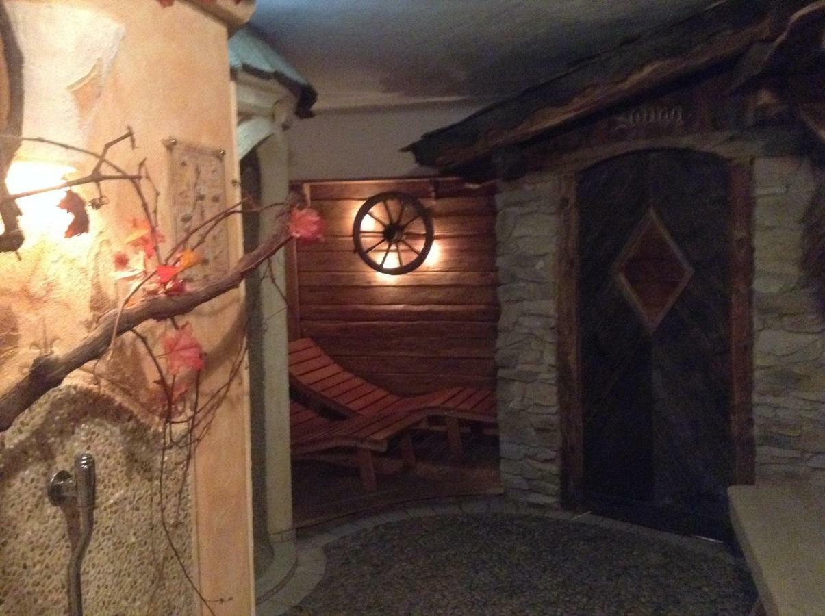 Garni Eden Bed And Breakfast Soraga Exterior photo